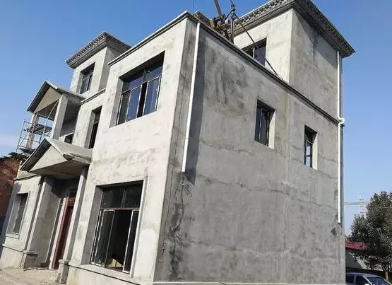 【自建房案例】網友30萬蓋三層自建房，建成效果讓鄰居紛紛仿建！