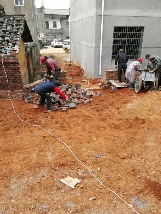【自建房案例】網友30萬蓋三層自建房，建成效果讓鄰居紛紛仿建！