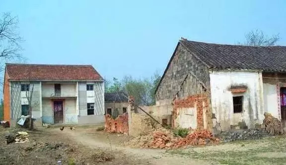 農(nóng)村宅基地政策變化，一塊宅基地不同補(bǔ)償方式！