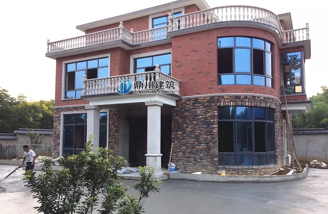 農村自建房巧用羅馬柱，讓房子高端大氣還不貴！