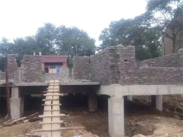 建房自訴：大叔15萬建好一層自建房，簡單舒適還省錢！